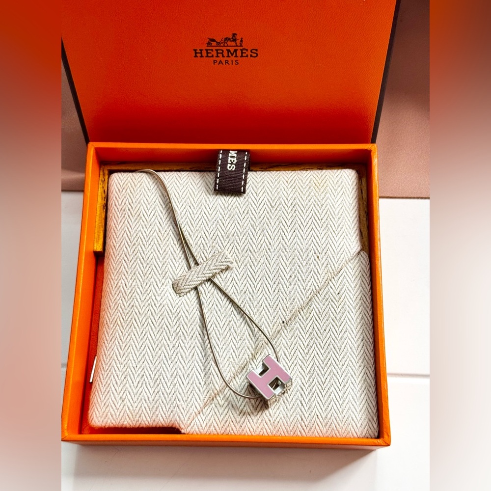 Hermes Hermès H Cube Cage d'Ash Necklace SV Pink / Silver